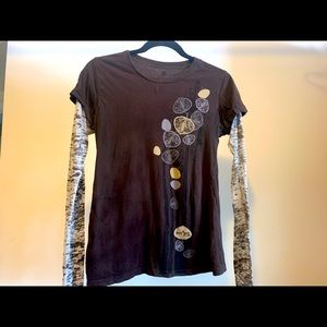 Women’s Prana long sleeved casual top